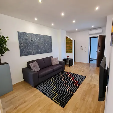 Cosenza Apartment * コゼンツァ
